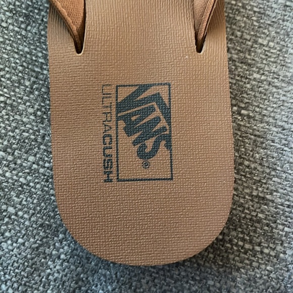 Vans brown flip flops - Picture 4 of 4